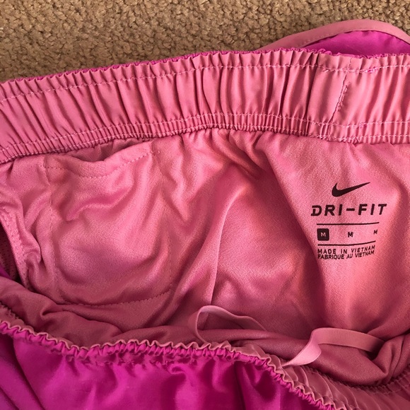 NIKE | Tempo Shorts - Picture 5 of 10